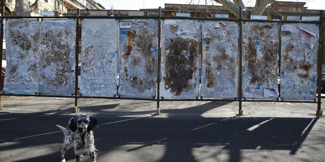 Roma, manifesti elettorali in vista delle elezioni politiche e regionali del 4 marzo