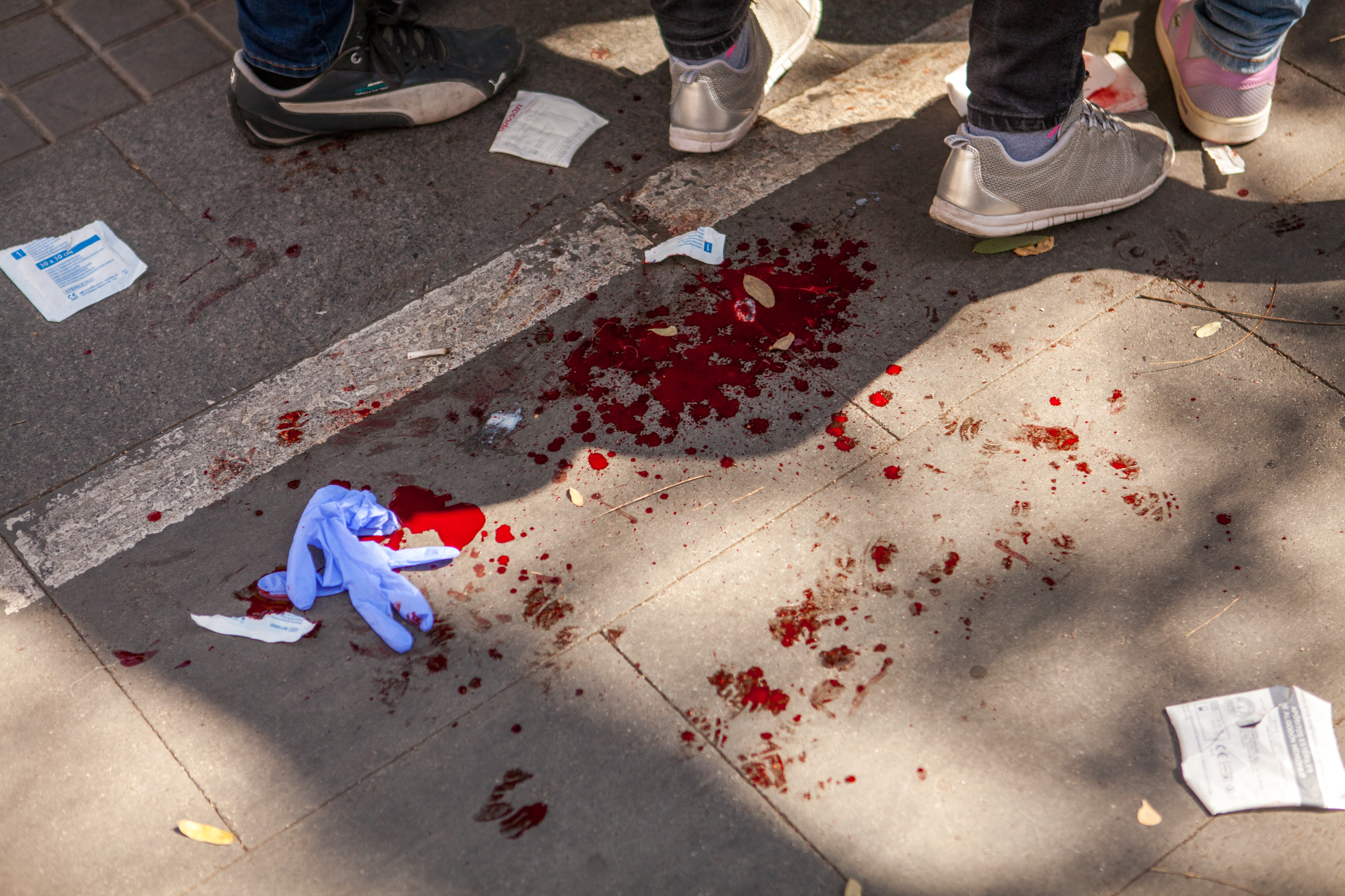 VOX supporter beaten up by antifascists. Barcelona