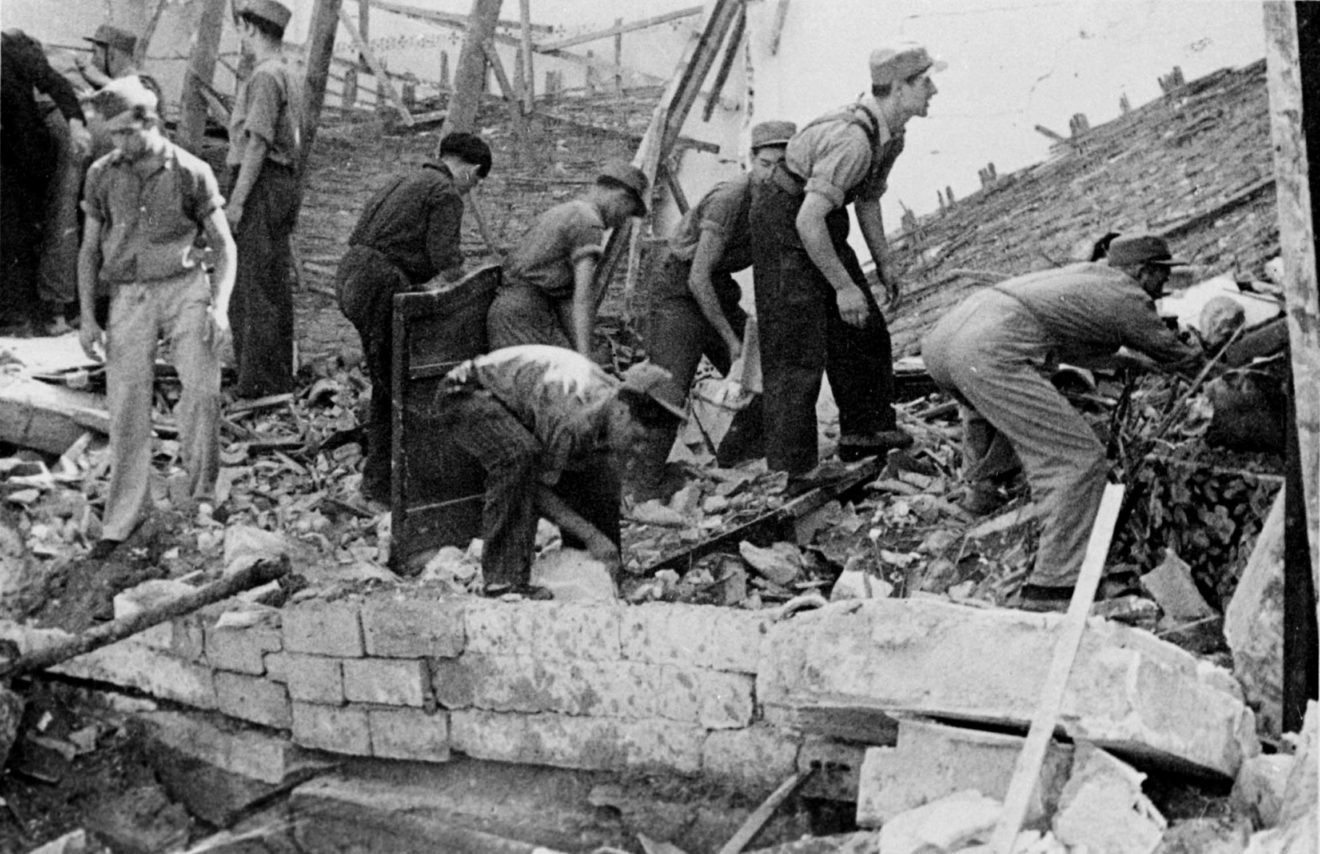 Estate 1936 inizia la guerra di Spagna DINAMOpress