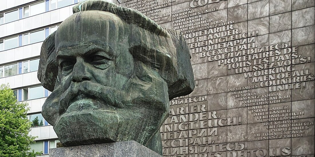 1358px-Chemnitz_karl_marx_monument-1-2