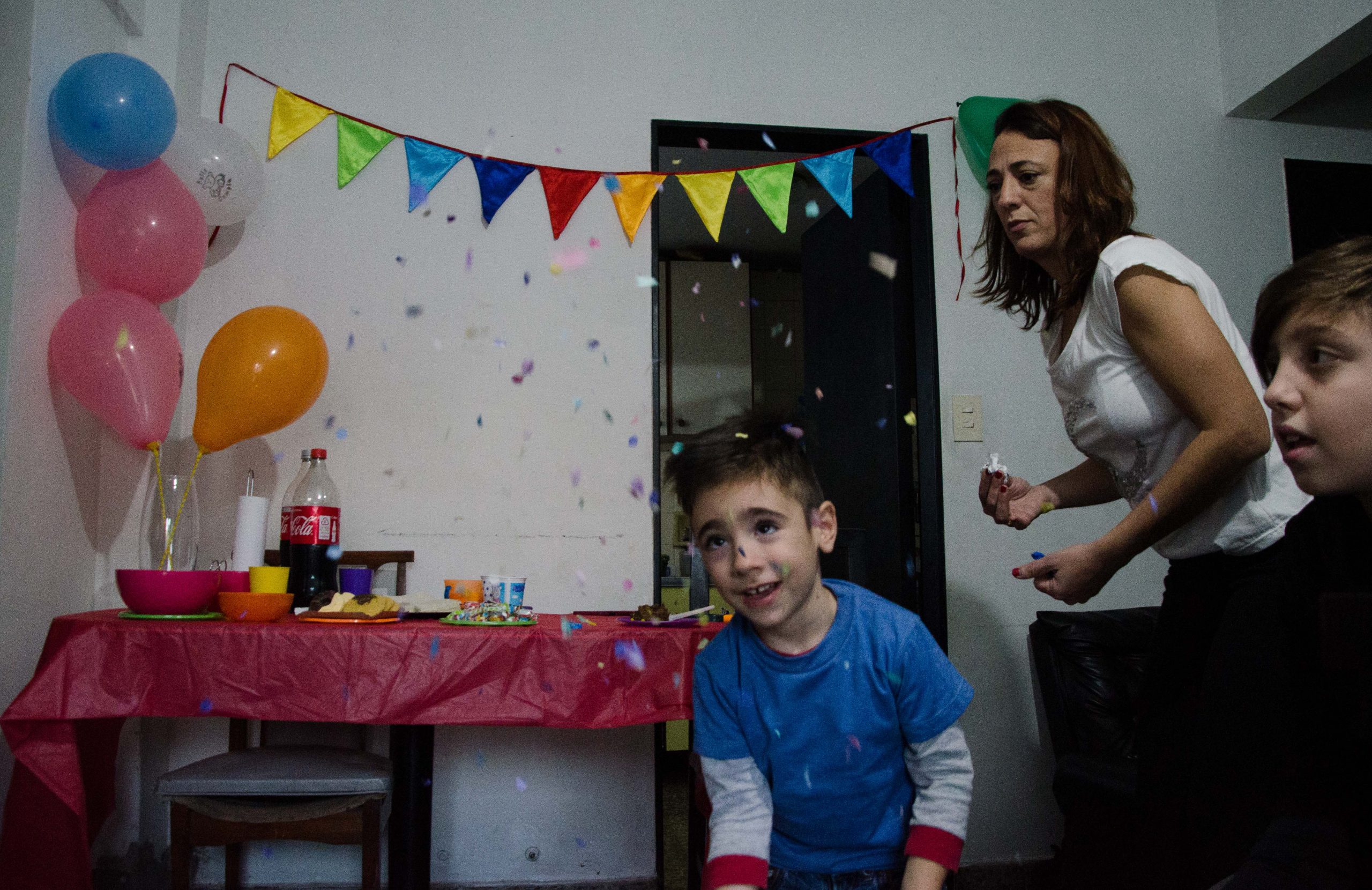 Compleanno di Amador  in casa durante al quarantena
