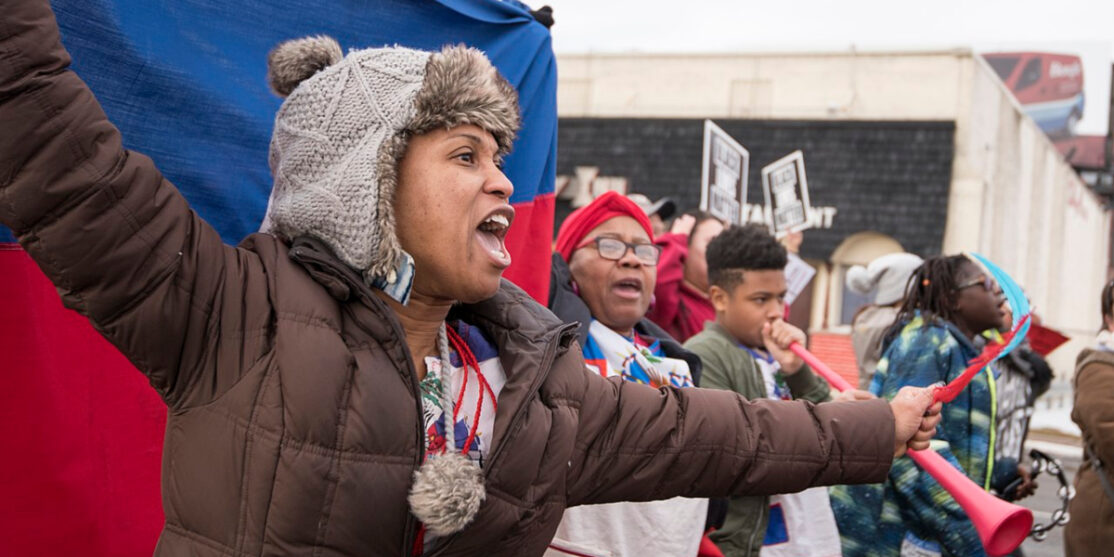 Protest_march_in_support_of_immigrants