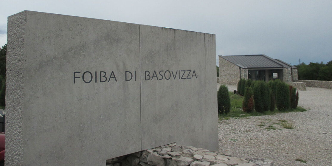 File source: https://commons.wikimedia.org/wiki/File:Foiba_di_Basovizza.JPG