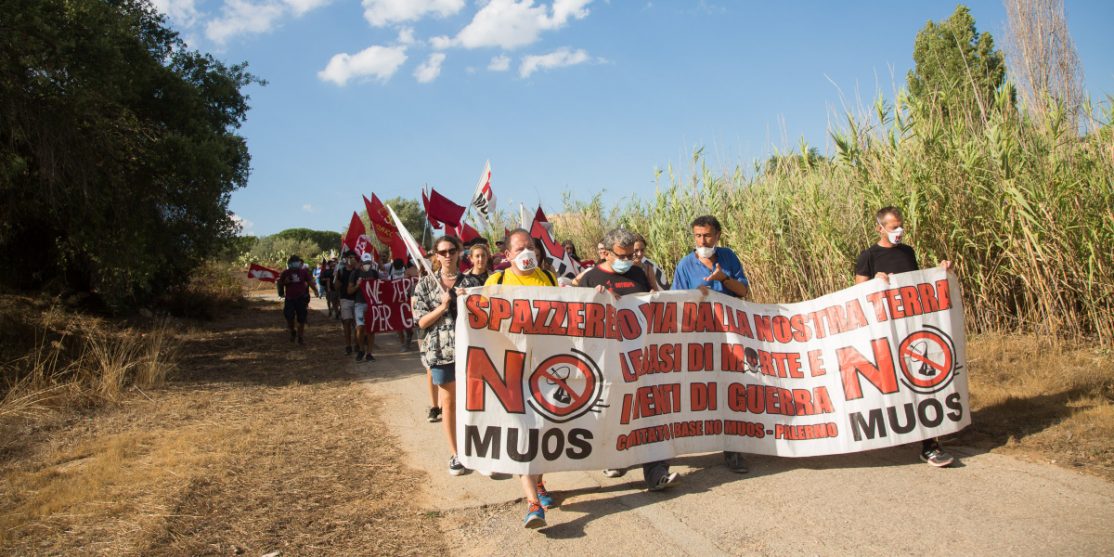 pennisi corteo no muos