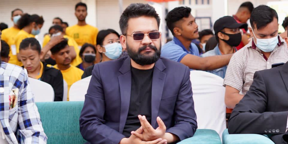 Balen_Shah_JanakBhatta_wikimedia_260307