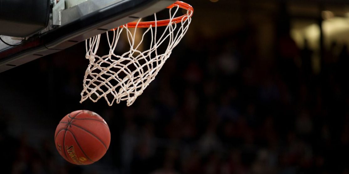 Basket_pexels_markusspiske-1752757